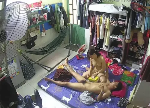 Hack camera full video em gái vú to và bạn trai làm tình trong phòng trọ