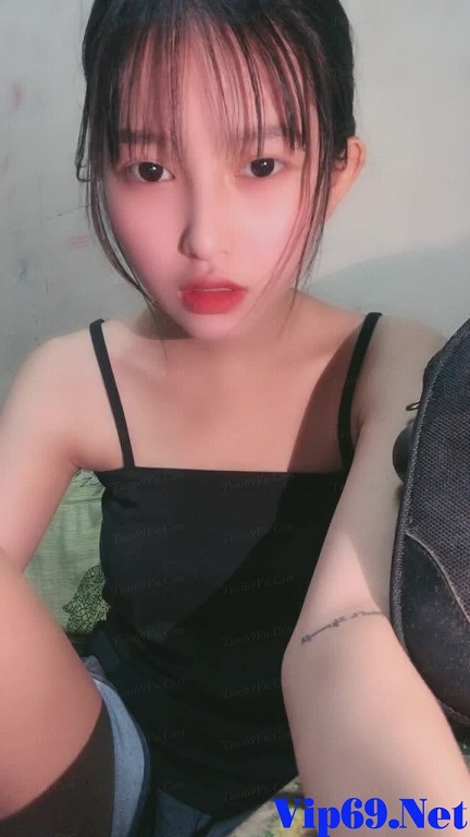 Âu Thanh Tuyền scandal hàng ngon vl